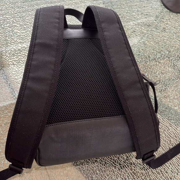 GUCCI Backpack GG Supreme Small Beige/Ebony - Picture 9 of 14